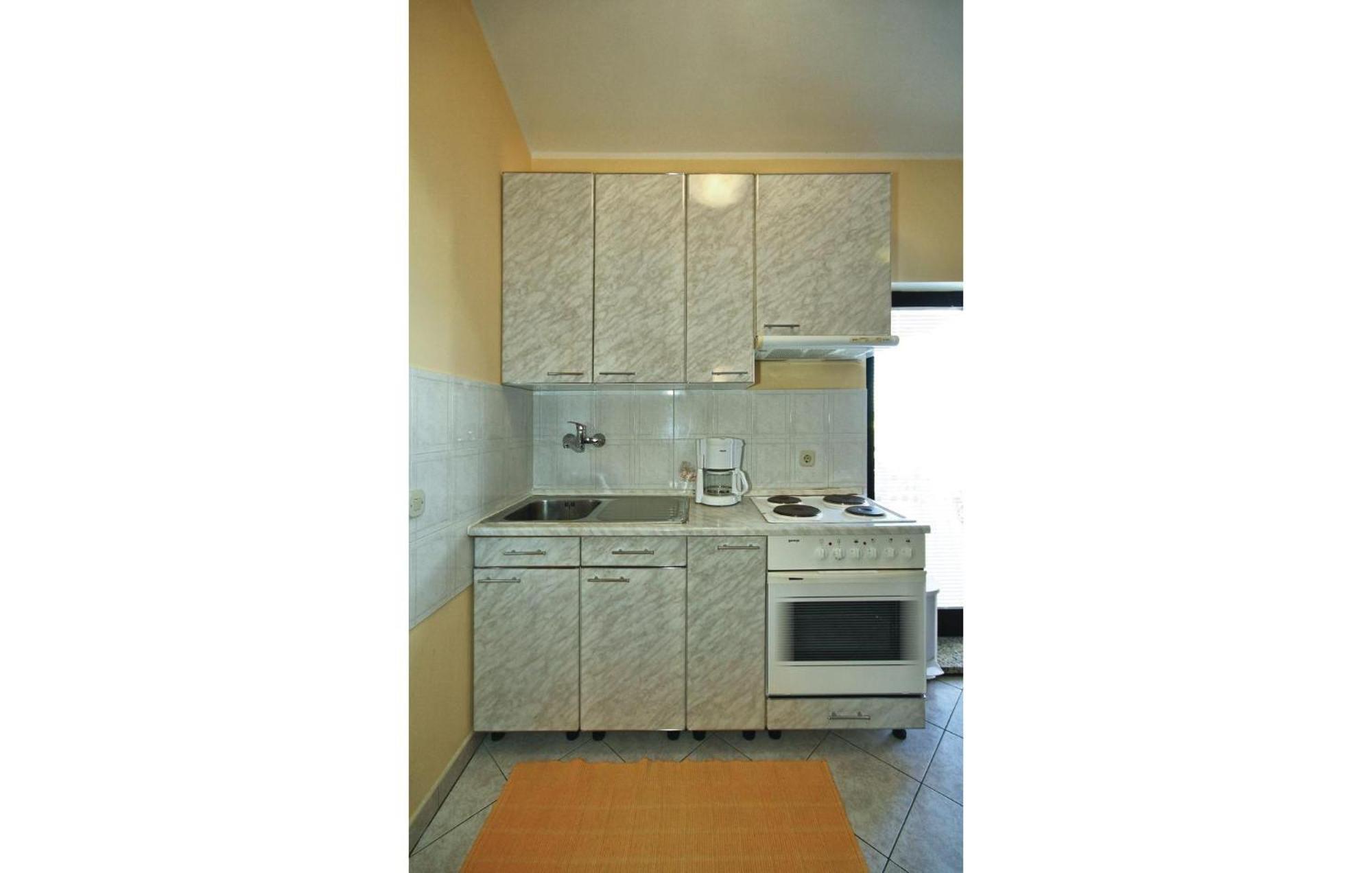 3 Bedroom Gorgeous Apartment In Porec Luaran gambar